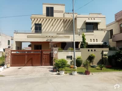 House Is Available For Sale In DC Colony House Is Available For Sale In DC Colony