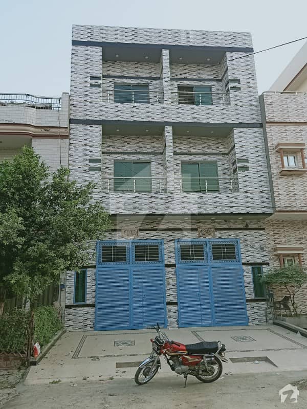 امیرالدین پارک لاہور میں 6 کمروں کا 6 مرلہ مکان 1.75 کروڑ میں برائے فروخت۔