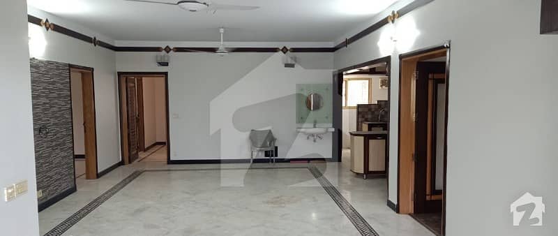 2400 Square Feet Flat For Sale In Clifton
