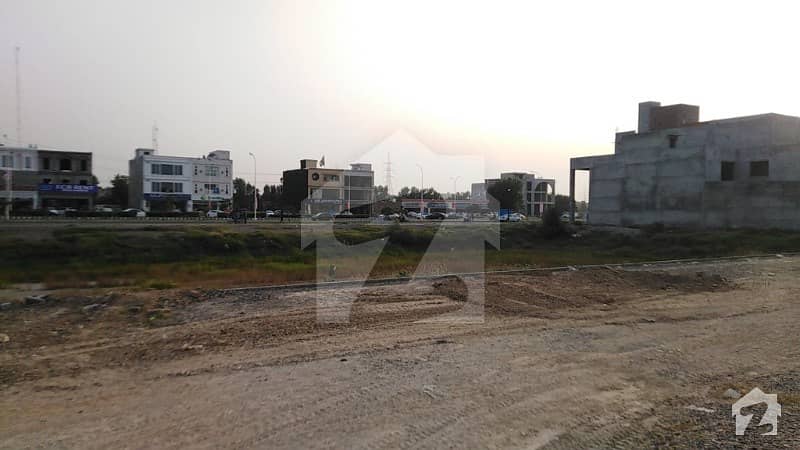 8 Marla Commercial Corner Plot For Sale On Main Boulevard Of Lake City Lahore