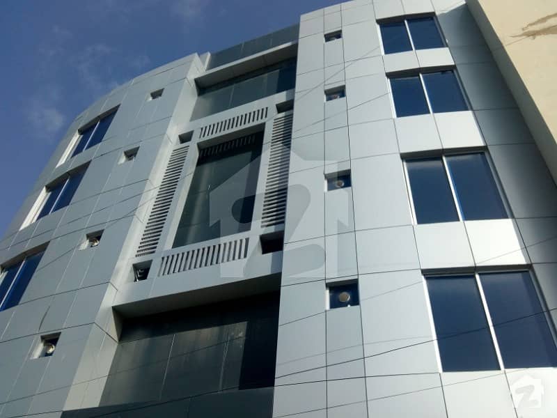 ڈی ایچ اے فیز 2 ایکسٹینشن ڈی ایچ اے ڈیفینس کراچی میں 14 مرلہ عمارت 35 کروڑ میں برائے فروخت۔