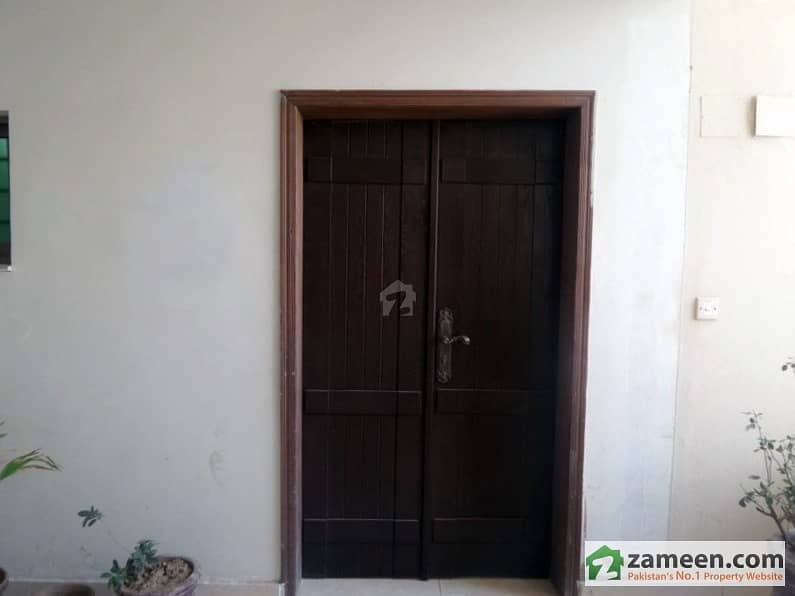 Old Flat Is Available For Sale In Askari 11