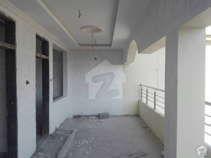 1000 Square Feet Flat In Murree Expressway Is Available