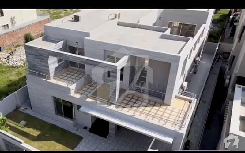 4500  Square Feet House In Dha Defence For Sale At Good Location