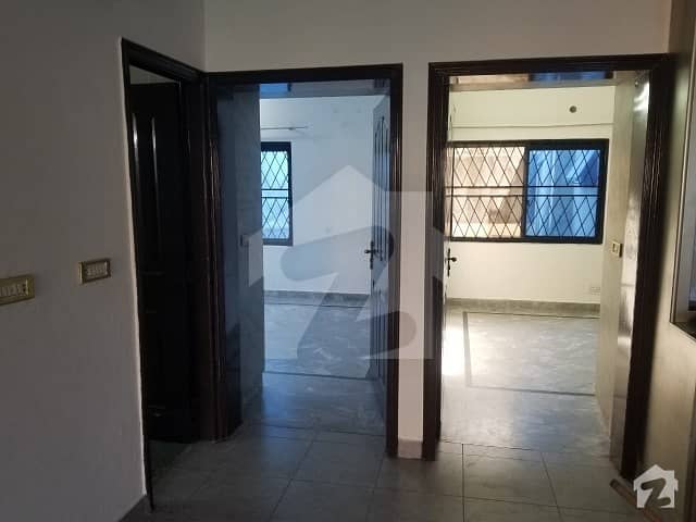 10 Marla Upper Portion For Rent In Punjab Cooperate Housing Society Lahore