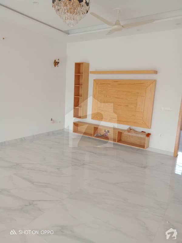 Talha Block 10 Marla Beautiful House For Sale  In Bahria Town Lahore