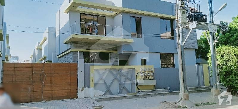 Newly Constructed 250 Sq Yd Bungalow In Block 5