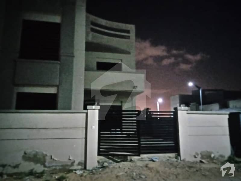صائمہ لگژری ہومز کراچی میں 3 کمروں کا 11 مرلہ مکان 50 ہزار میں کرایہ پر دستیاب ہے۔