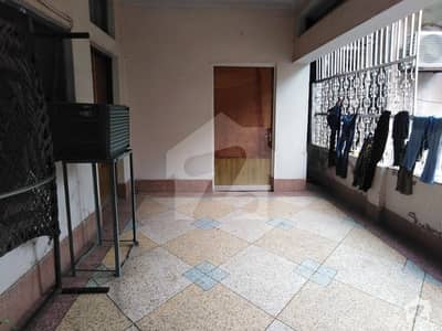 House Situated In National Town For Sale 14 Marla House Main Road Just Fall One Sight House Situated In National Town For Sale 14 Marla House Main Road Just Fall One Sight