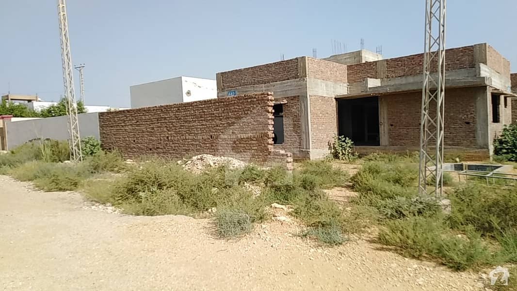 Karachi - Hyderabad Motorway House Sized 4500  Square Feet For Sale