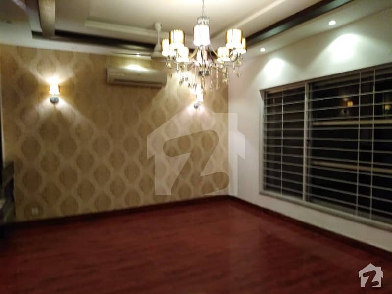 1 Kanal Out Class Beautiful House Available For Rent In Dha Phase 5  Surrounding Between New  Luxurious Bungalow