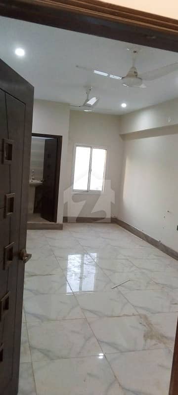 330  Square Feet Office Up For Rent In Gulshan-E-Iqbal Town
