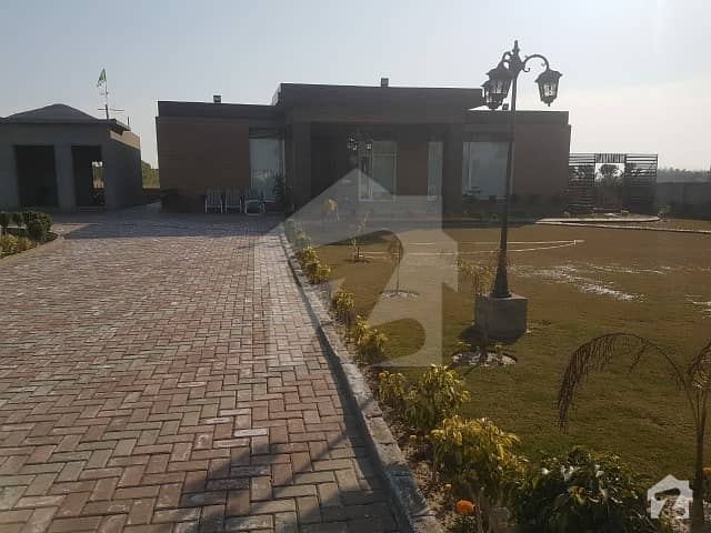سپرنگ میڈوز بیدیاں روڈ لاہور میں 3 کمروں کا 16 کنال فارم ہاؤس 60 ہزار میں کرایہ پر دستیاب ہے۔