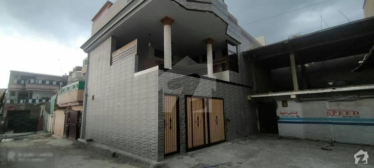 House For Sale In Beautiful College Road