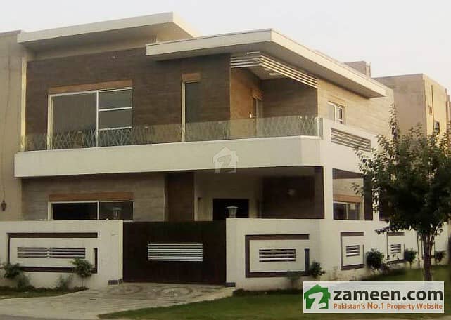 1 Kanal House Lower Portion Available For Rent