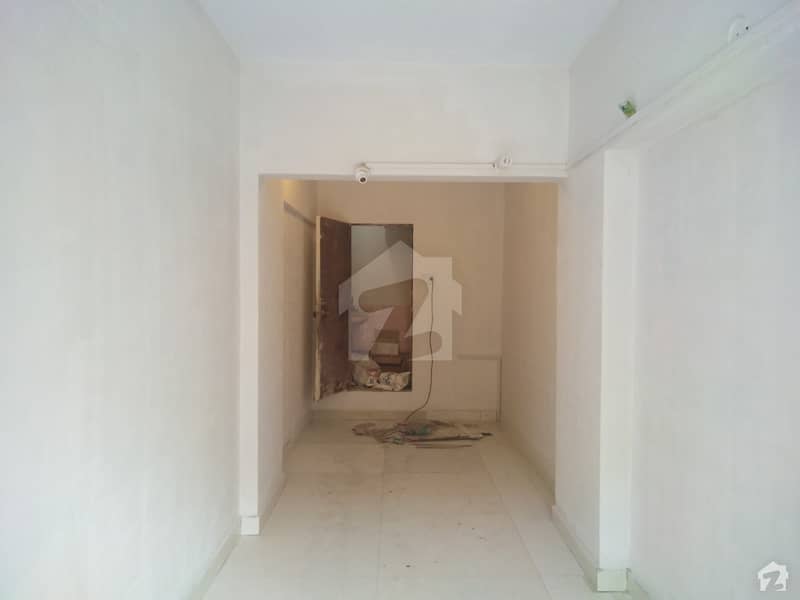 DHA Defence Shop Sized 300 Square Feet For Sale