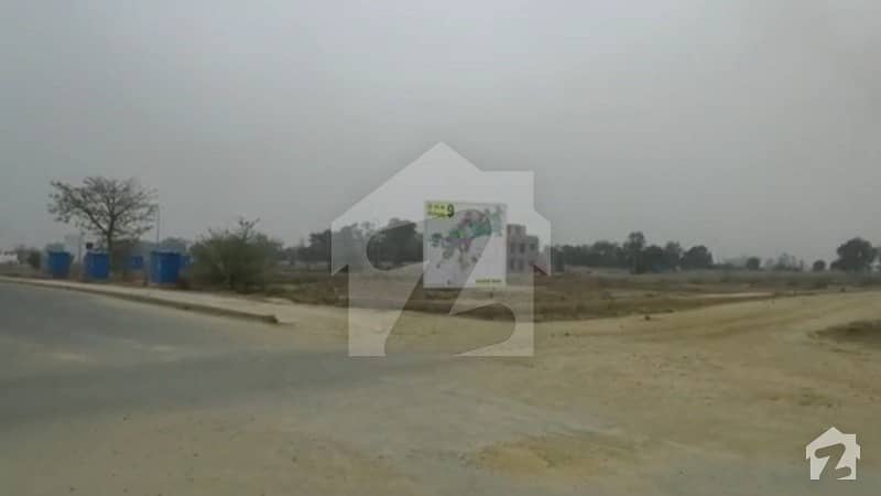 4500  Square Feet Residential Plot In Dha Defence For Sale
