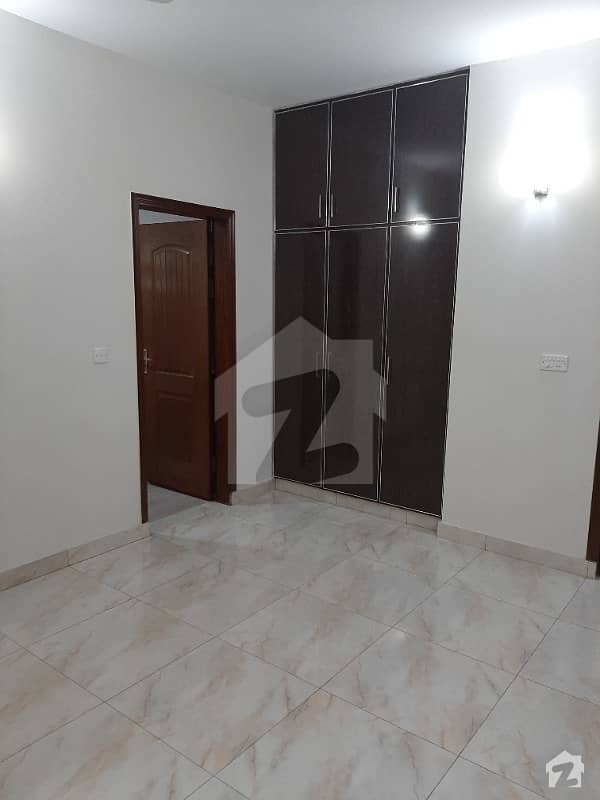 2250  Square Feet Flat Available For Rent In Askari
