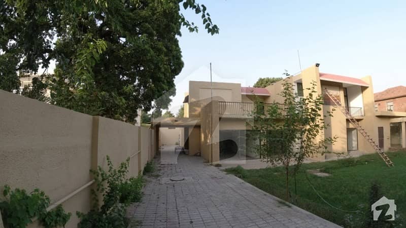 4 Kanal House For Sale