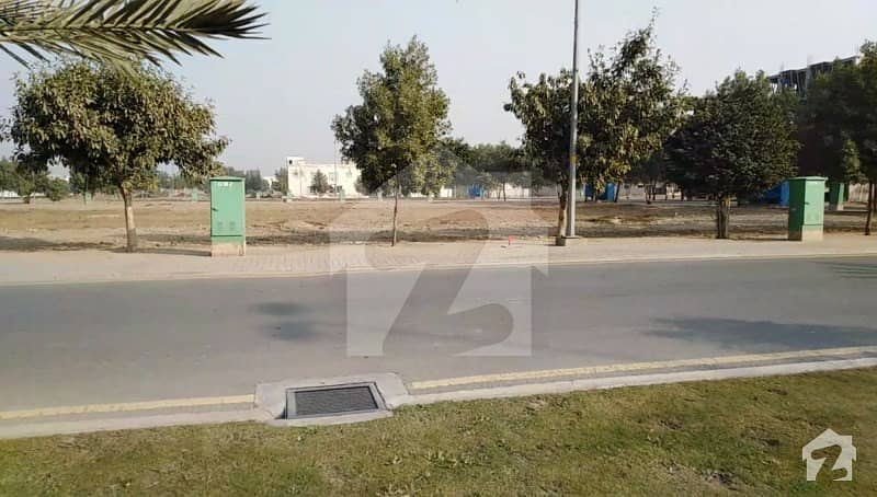 5 Marla Commercial Plot With 100 Ft Wide Road For Sale In Bahria Town Lahore