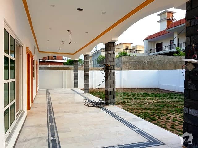 1 Kanal With Basement 4 Storey House For Sale