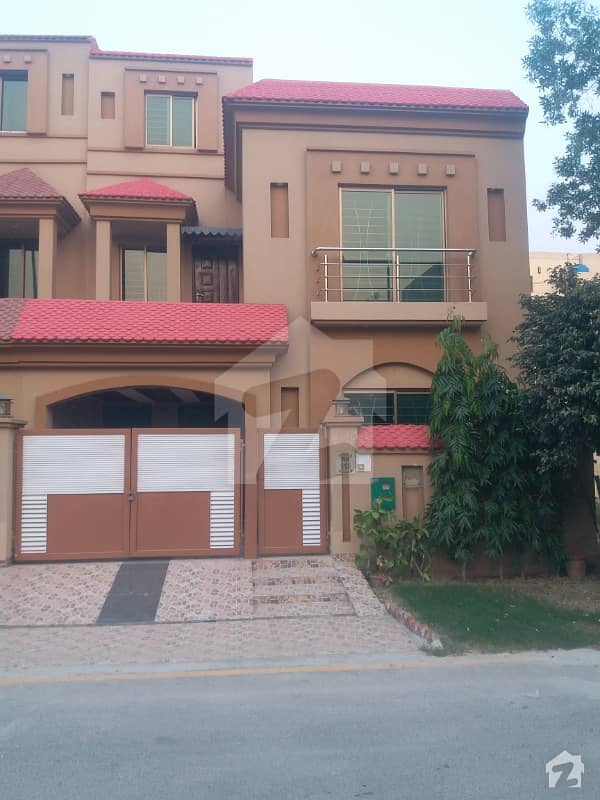 5 Marla House For Sale In Bahria Nasheman Lahore