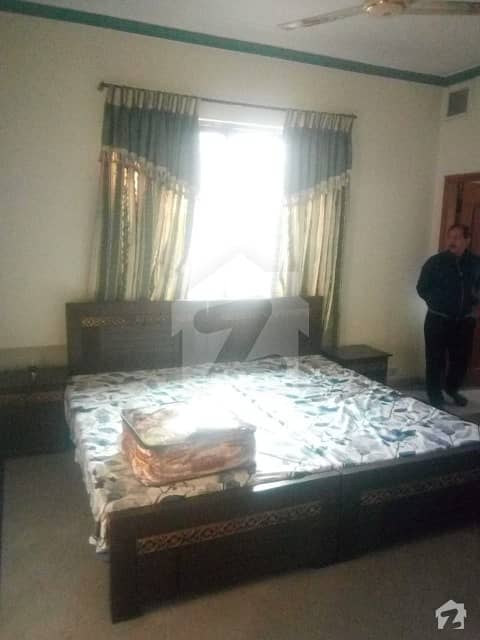 1 Kanal Full Furnished 1 Bed With Bath