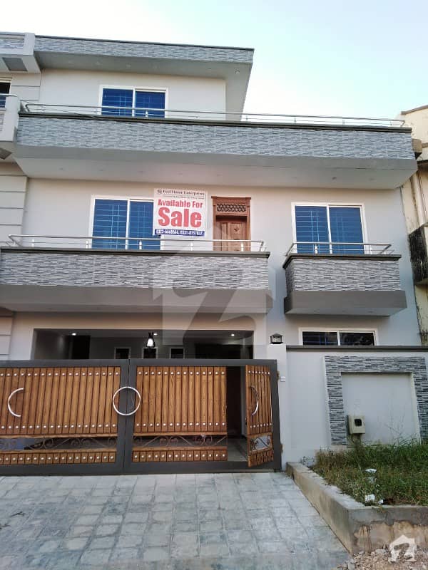 Beautiful 30x60 Brand New House For Sale In G 13