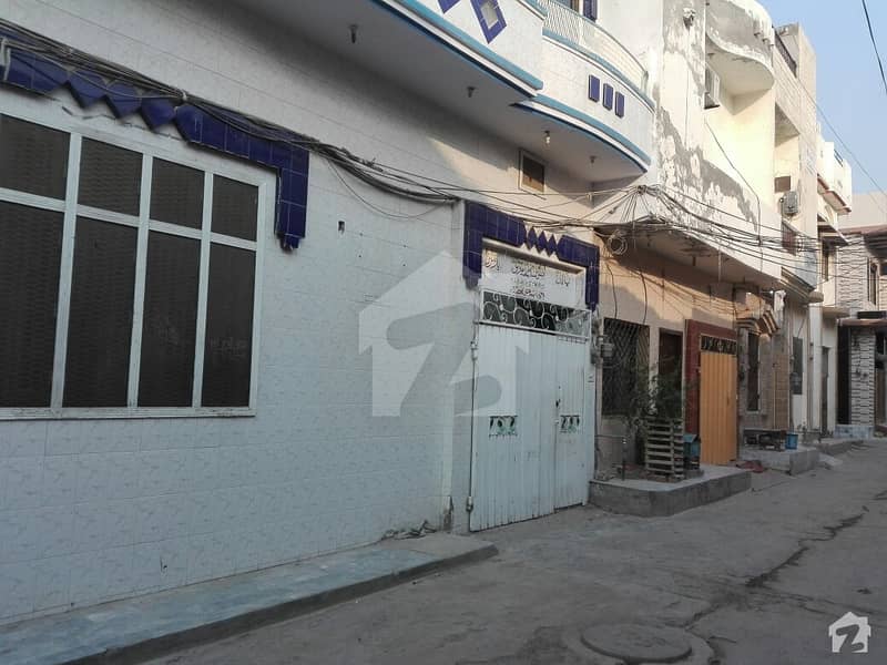 Lower Portion For Rent Situated In Sheikh Colony
