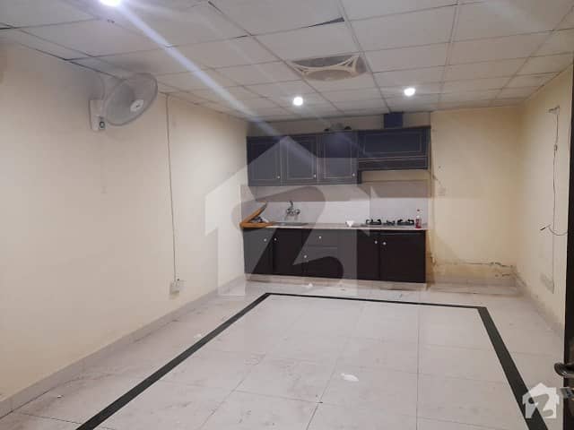 F-11 Markaz Abu Dhabi Tower 1 Bedroom Unfinished Flat Available For Rent