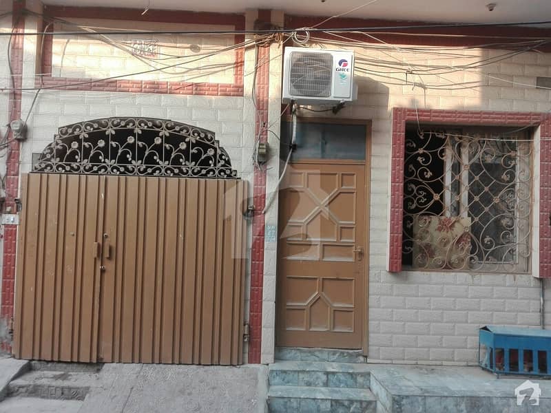 788  Square Feet Upper Portion For Rent In Ali Housing Colony