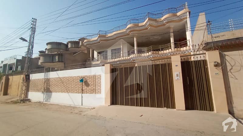 4500  Square Feet House In Sabzazar Colony Best Option