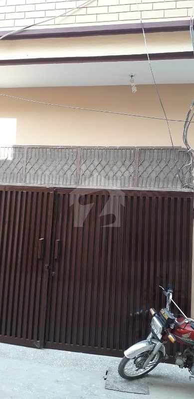 ملت کالونی بہاولپور میں 5 کمروں کا 6 مرلہ مکان 65 لاکھ میں برائے فروخت۔ ملت کالونی بہاولپور میں 5 کمروں کا 6 مرلہ مکان 65 لاکھ میں برائے فروخت۔