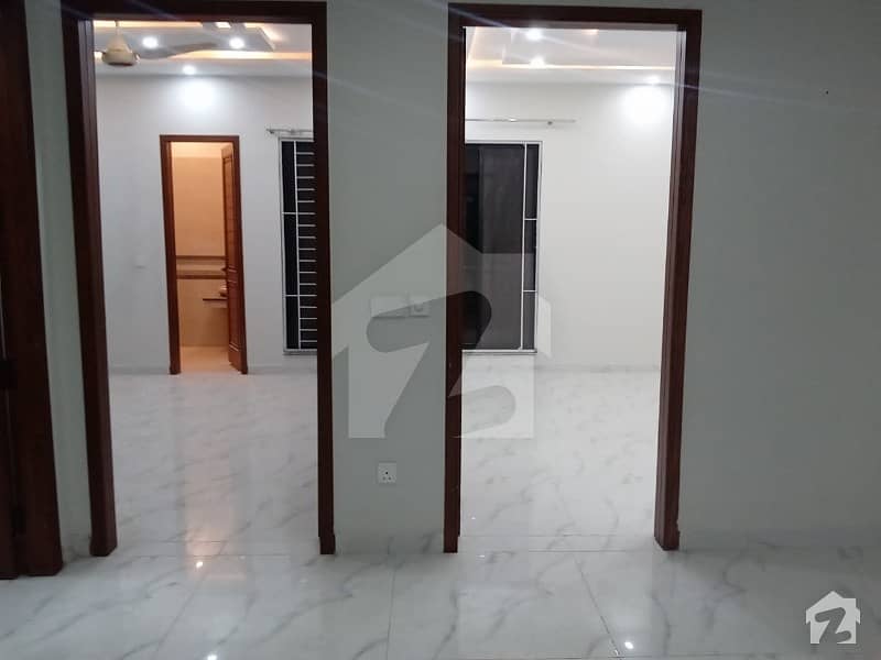 10 Marla Upper Portion Available For Rent In Dha Rahbar 1 Lahore