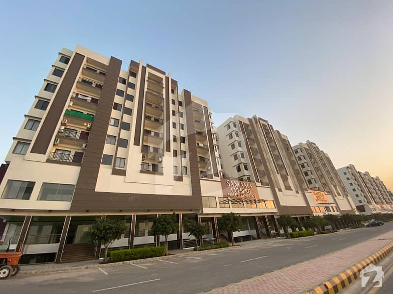 Gulberg Flat Sized 1150  Square Feet For Rent