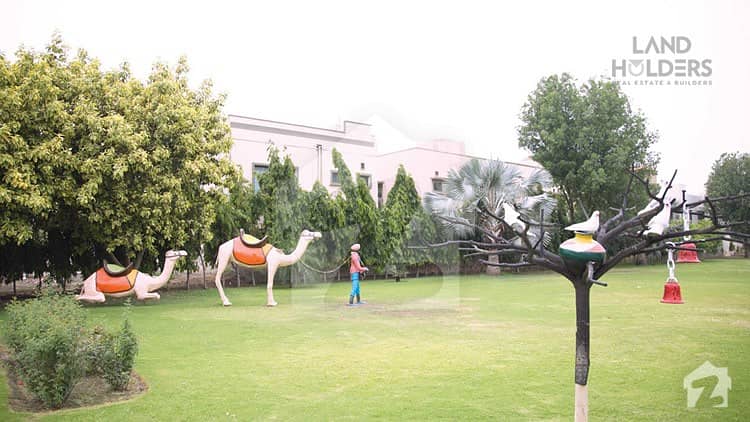 لو کاسٹ ۔ بلاک ڈی لو کاسٹ سیکٹر بحریہ آرچرڈ فیز 2 بحریہ آرچرڈ لاہور میں 8 مرلہ رہائشی پلاٹ 39 لاکھ میں برائے فروخت۔