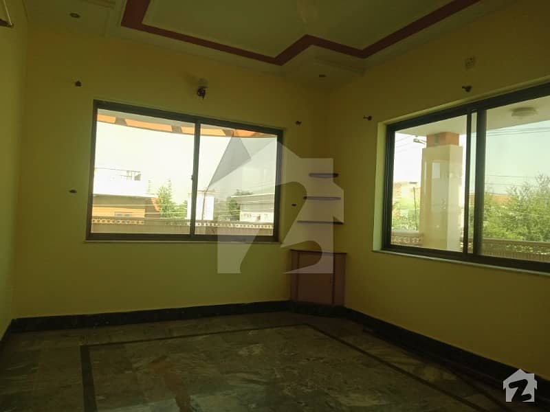 10 Marla Upper Portion For Rent