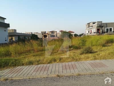 ڈی ایچ اے ڈیفینس فیز 2 ڈی ایچ اے ڈیفینس اسلام آباد میں 1 کنال رہائشی پلاٹ 2.65 کروڑ میں برائے فروخت۔ ڈی ایچ اے ڈیفینس فیز 2 ڈی ایچ اے ڈیفینس اسلام آباد میں 1 کنال رہائشی پلاٹ 2.65 کروڑ میں برائے فروخت۔