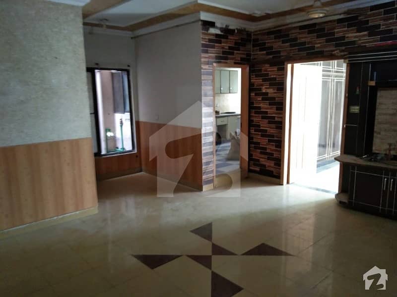 1125 Square Feet Flat In Mustafa Town For Sale