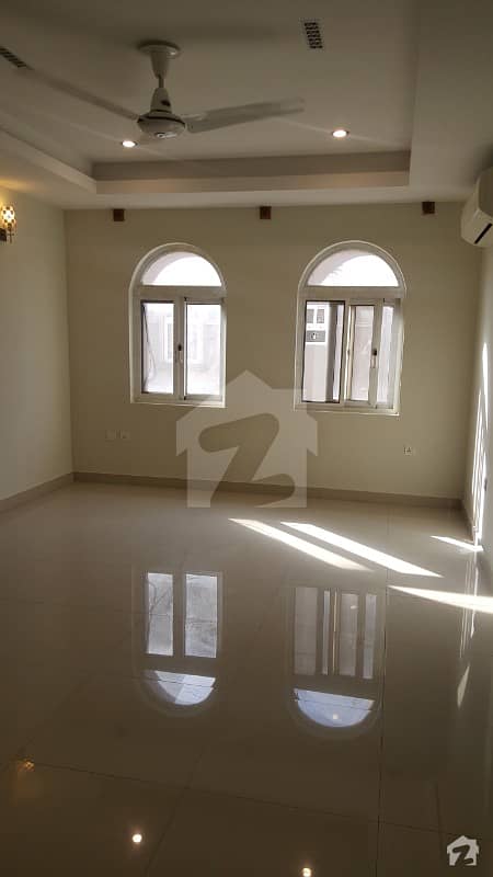 2500  Square Feet Flat Ideally Situated In F-11