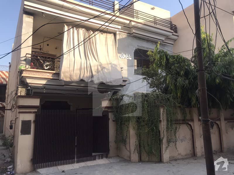 سمن آباد لاہور میں 5 کمروں کا 10 مرلہ مکان 2.25 کروڑ میں برائے فروخت۔