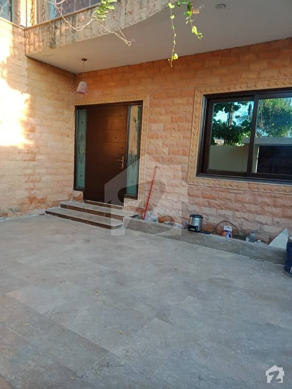 Slightly Used 350 Sq Yard Bungalow Available For Rent In DHA