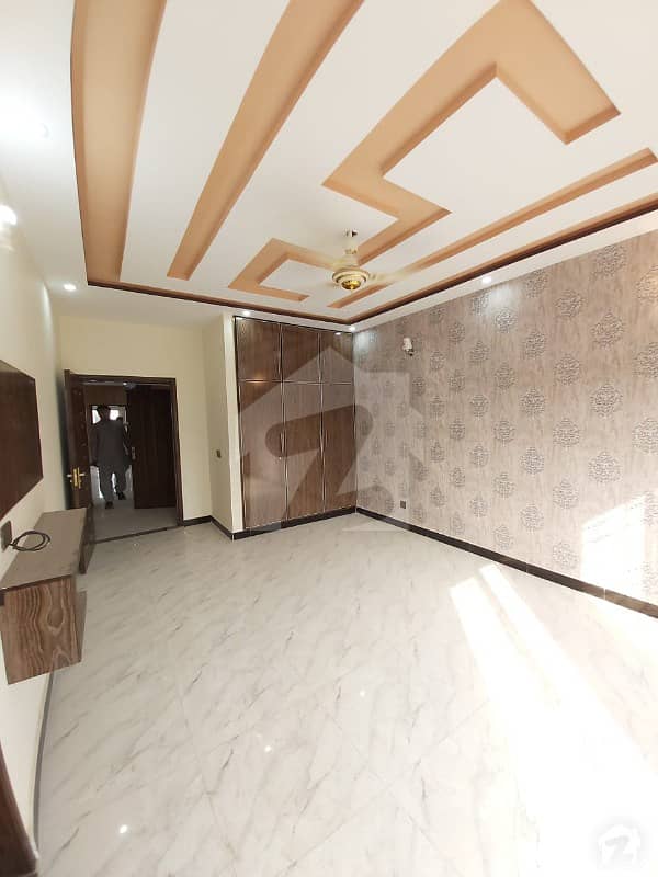 1800  Square Feet House For Sale In Beautiful Dha 11 Rahbar