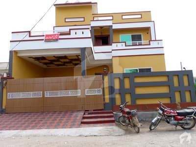 کینٹ ویو سرگودھا میں 6 کمروں کا 10 مرلہ مکان 70 ہزار میں کرایہ پر دستیاب ہے۔