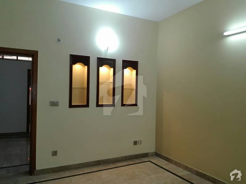 20 Marla House Available For Rent In D-12