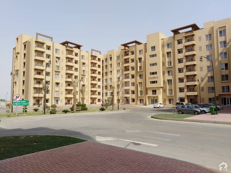 950 Square Feet Flat In Bahria Town Karachi Is Available
