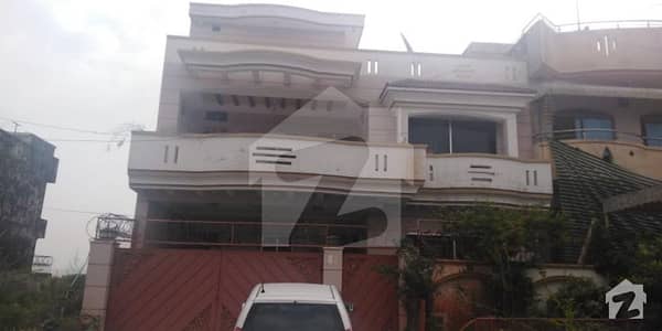 جی ۔ 13 اسلام آباد میں 5 کمروں کا 11 مرلہ مکان 3.4 کروڑ میں برائے فروخت۔ جی ۔ 13 اسلام آباد میں 5 کمروں کا 11 مرلہ مکان 3.4 کروڑ میں برائے فروخت۔