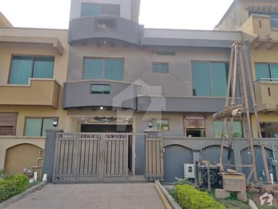 Double Storey House With Basement For Sale In G-13/2 Islamabad Double Storey House With Basement For Sale In G-13/2 Islamabad