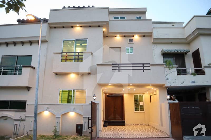 Park Face 5 Marla Double Storey House For Sale Bahria Town Phase 8 Ali Block Rwp