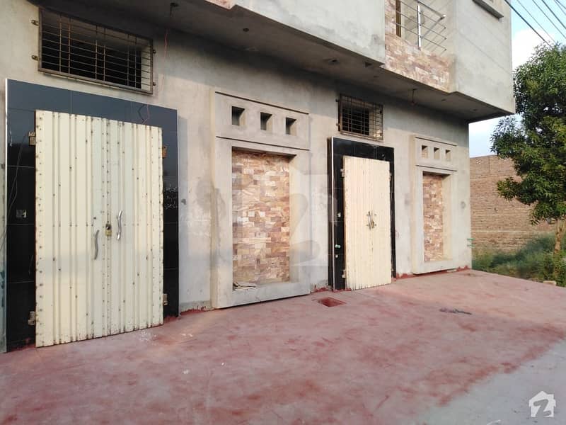 خالد گارڈن فیصل آباد میں 2 کمروں کا 3 مرلہ مکان 50 لاکھ میں برائے فروخت۔